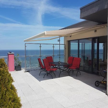 Апартаменти Penthouse Bluesky Реваль Екстер'єр фото